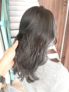 アヴァンス 天王寺店(AVANCE.) ブルーブラック×透明感