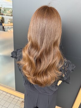 ギーク(Geek) 【Geek 春日井】くすみベージュ《担当 村松 大生》