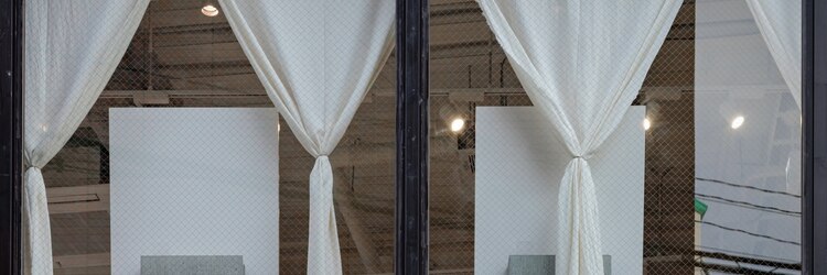 スレイ(SLAY)のサロンヘッダー