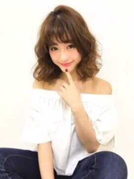 『LOBBY』三浦大人可愛いゆるふわボブ