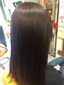 アーニマ(Anima)の写真/芯まで潤うから綺麗に収まる。厳選トリートメントで、ツヤやかに輝く理想の美髪へと丁寧に導きます。