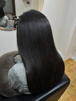 フォームフォローズファンクション 本郷(FORM FOLLOWS FUNCTION)&nbsp;【乾かすだけでまとまる】艶感ダークブラウン美髪ストレート
