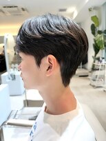 ノラ ウメダ(NORA UMEDA)&nbsp;韓国ヘア ダウンパーマ×シースルーマッシュ×メンズカット