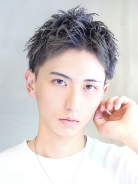 AUN. by KUROT【アウンバイクロト】【11/11 OPEN（予定）】 ラフ束ツーブロックショート