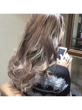 サロンドミルク 原宿(salon de MiLK) 【サロンドミルク原宿】3Dカラー　ハ二―ベージュ