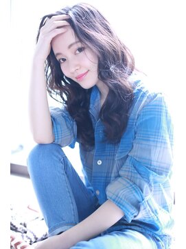 ラべリー 池袋(LOVELEY) センターパートセミロング × アッシュブラック　【池袋】