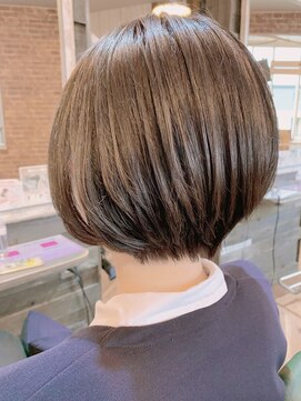 ヘアーデザイン ディードット(Hair design D.) 大人気ショートボブ