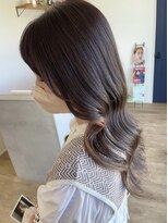 アーブル ヘアーアンドメイク(ARBRE) ブリーチインナーカラーミルクティーベージュ髪質改善