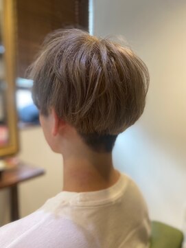 ネウィサリュー 立川(newi saLyu) 爽やかツーブロック刈り上げハイトーン