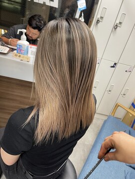 ラフ(LAFF) #バレイヤージュ#グレージュカラー#ボブウルフ#ココアベージュ