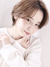 ジールヤマグチ 朝霧駅前店&nbsp;【白髪ぼかし】ショート/前髪有り/カジュアル/ハンサム