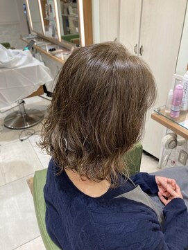 コム(com by neolive) ボブパーマ