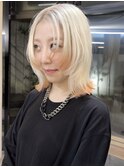 春のトレンド抜きっぱなしブロンドと裾オレンジのキツネカラー