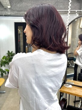 イースエモーション(ease et motion) 【天神.大名.今泉】夏こそ赤強めでアクセントに