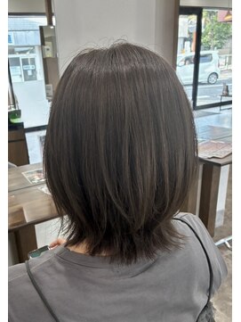 アンジュールヘアーワークス(1//jour hairworks) 脱ブリーチで染める明るめブラウンベースの透明感つやカラー