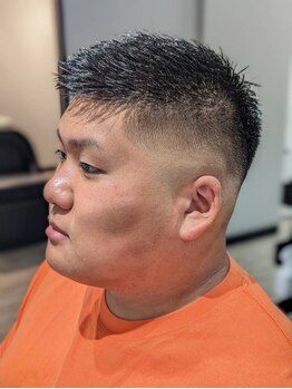 リーブルサニー(Libre Sunny)の写真/【八乙女駅徒歩1分】男性の印象を決める眉や髭のお手入れはプロにお任せ！シェービングでお顔もスッキリ。