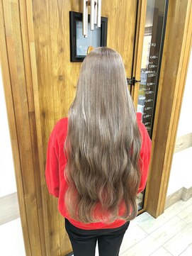 フゥカ 類家店(fuka) 冬のハイトーンカラーミルクティーグレージュ【八戸】