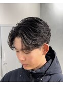 渋谷フェザーパーマメンズマッシュウルフセンターパートカット