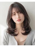 夏カラーで透明感！大人暗めミディアムレイヤー似合わせカット