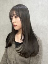 ロサ ブランシェ バイ エスト(Rosa Blanche by est) レイヤースタイル