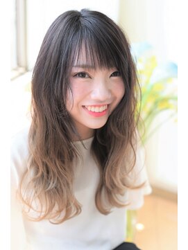 ヘアーアンドメイク シャンプー(hair&make shampoo) 厚みを残したレイヤーカット