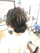 ロカット サロン(Roquat Salon)&nbsp;なみなみシニヨンアレンジ【ヘアアレンジ  立川/立川南/八王子】