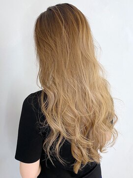 アイティー バイ アルバム 中野店(IT by ALBUM) ライトアッシュロング_セミウェットウェーブ_ba307442