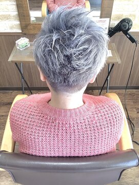 ヘアーデザイン グロウ(hair design Grow) シルバーヘアー