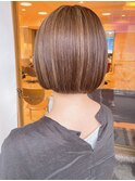 【morio 原宿】内巻きボブ　大人ハイライトカラー　ベージュ系