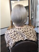 **ホワイト系シルバーグレージュダブルカラー**