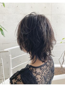 ジェルム ヘアーワークス(germe hair works) くせ毛活かしウルフスタイル