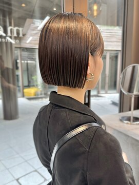 ミィ 表参道(mee.) 黒髪/ボブウルフ/ネビージュ/小顔/ワンレン/髪質改善/前髪