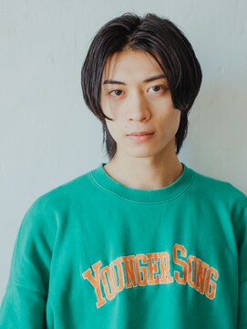 リュープリエ 笹塚(Lieu plie) 襟足と前髪を長めに残したメンズナチュラルウルフ