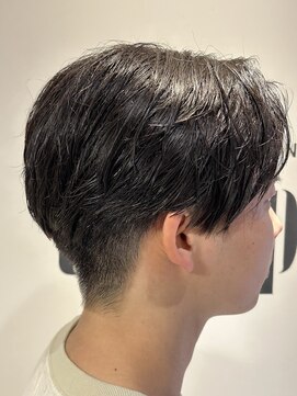 チップタップ 保谷店(tip top) 刈り上げショート