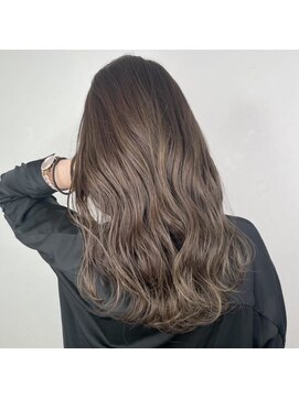 アミ(Ammi) ◆ダブルカラー/レイヤー/イルミナカラー/髪質改善/縮毛矯正