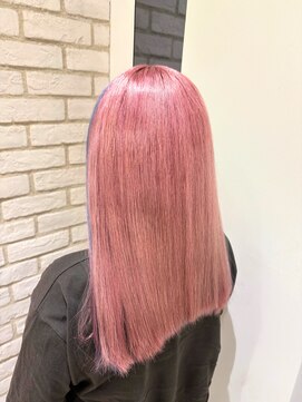 アッシュ 十日市場店(Ash) ピンクベージュ