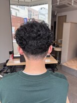 ヒストリー 元住吉(HISTORY)&nbsp;ツイストスパイラルパーマ×刈り上げマッシュショート