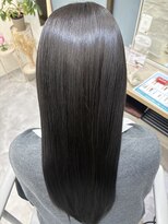 アチェロ(Acero.)&nbsp;髪質改善UPTOGLOSSトリートメント×ダークグレージュ