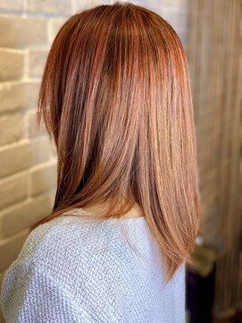 ヴォランチヘア(Volante.Hair) ピンク系ハイライト