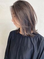 ゆったりレイヤーくびれセミディ