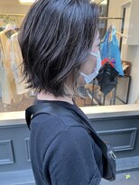 ヘアーアイスカルテット(HAIR ICI QUARTET) ミディアム　×  イヤリングカラー
