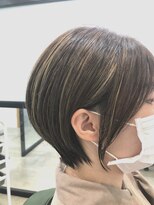 スアビスサロンハナレ 越谷レイクタウン(suavis salon HANARE) ショートスタイル人気No1ショート黄金比にハイライトで遊び心を