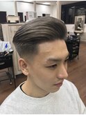 フェード×サイドパート×グレージュ