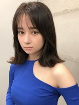 上品で可愛いくびれヘア 外ハネボブ レイヤーカット20代30代40代