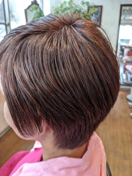 サクライ美容室 ショートレイヤー