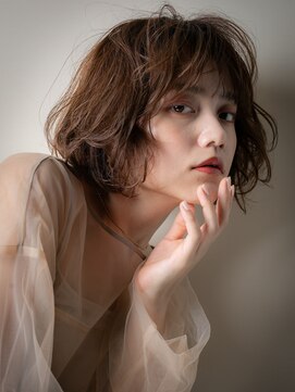 カバーヘア ブリス 戸田公園西口店(COVER HAIR bliss) グレーベージュくせ毛風Ａラインボブパーマy戸田公園20代30代