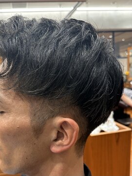 ヘアーズ ゼノン ルクアイーレ店(HAIR'S ZENON) ツーブロックスタイル
