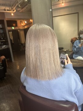 テテ(TETE) ブロンドベージュ