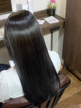 ヘアーデザイン リント(hair design Rinto)の写真/【ナチュラルで可愛い-Rinto-】こだわりの薬剤と技術でうる艶ストレートに♪自然な質感の縮毛矯正