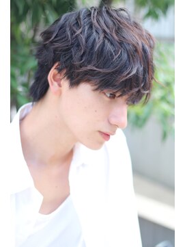 リークフー(Ree cu fuu) スパイラルパーマシースルーマッシュ韓国マッシュダウンパーマ